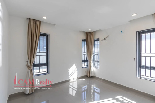 6 Bedrooms Queen A Villa For Rent In Chip Mong Land, Landmark 60M