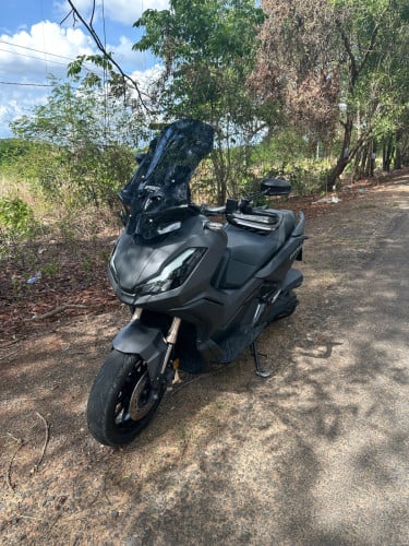 ADV 350cc​ ឆ្នាំ​ 2023​ លក់​ (​4300$)​ ចចារ