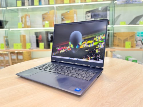 Alienware 16 Aurora CPU Core 7-240H l RAM 32GB l SSD 1TB l VGA 5060 l 16" 2.5K 120Hz (2 Hand)