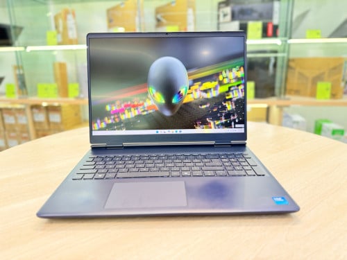 Alienware 16 Aurora CPU Core 7-240H l RAM 32GB l SSD 1TB l VGA 5060 l 16" 2.5K 120Hz (2 Hand)