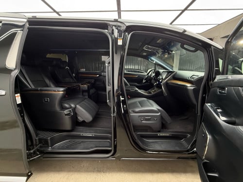 Alphard 2016 Executive lounge