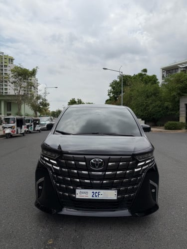 Alphard 2024