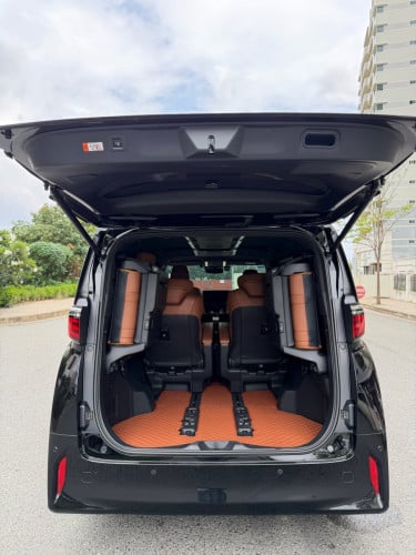 Alphard 2024