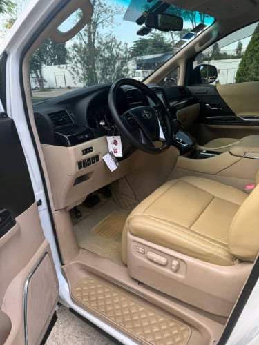 Alphard012up022ឡើងដូររាងឡានស្អាតម្ចាស់ដើម>មានលុយ12000$ដកឡានបានភ្លាមៗអត់សិក្សាអត់ឆែកCBC