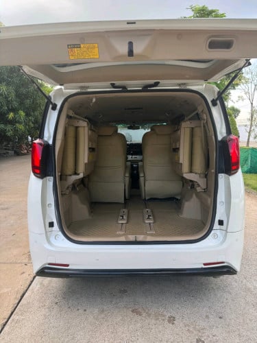 Alphard012up022ឡើងដូររាងឡានស្អាតម្ចាស់ដើម>មានលុយ12000$ដកឡានបានភ្លាមៗអត់សិក្សាអត់ឆែកCBC