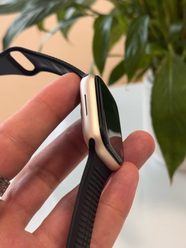 Apple Watch Series 9 – Like New (100% Battery Health) GPS 45mm