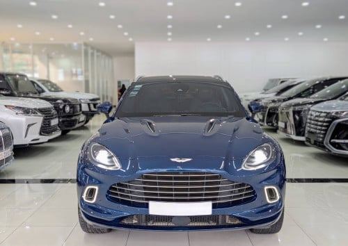 Aston Martin DBX