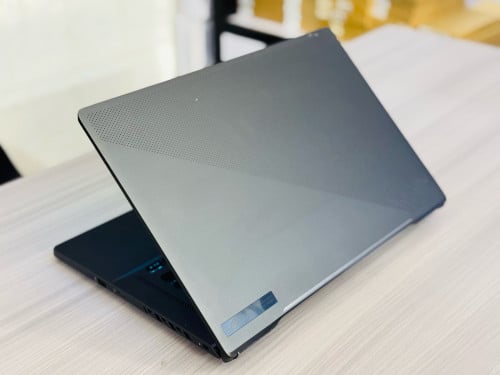 ASUS ROG ZEPHYRUS G16