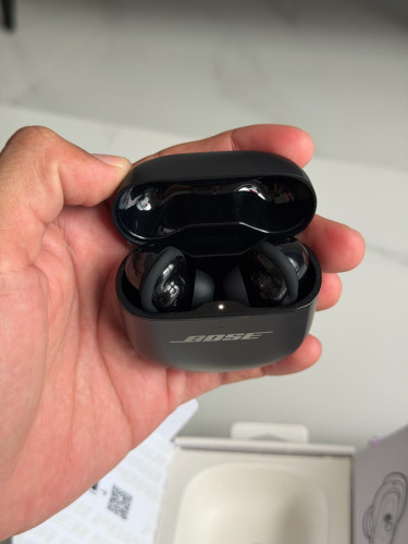 Bose Quietcomfort Ultra Earbuds Gen II 99% Black
