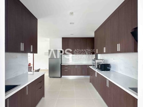 Brand New 3 Bedroom Serviced Apartment For Rent | Tuol Tumpung 1 | Russian Market