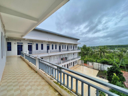 Building For Rent