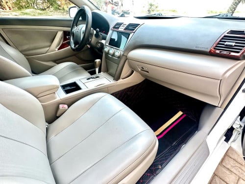 Camry 07 Le លក់