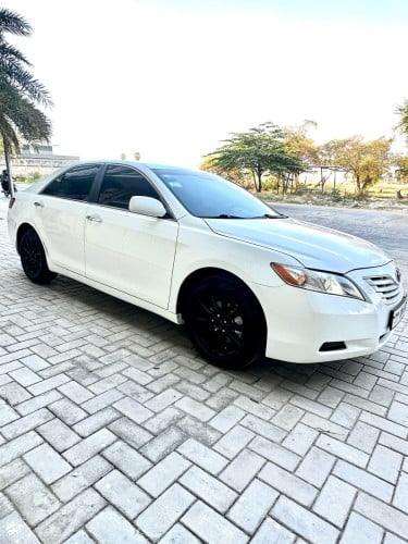 Camry 07 Le លក់