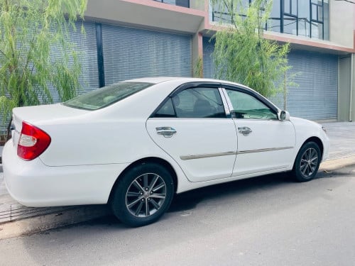Camry LE-02 ពោង8ឡានស្អាតលក់$11800ចចារ