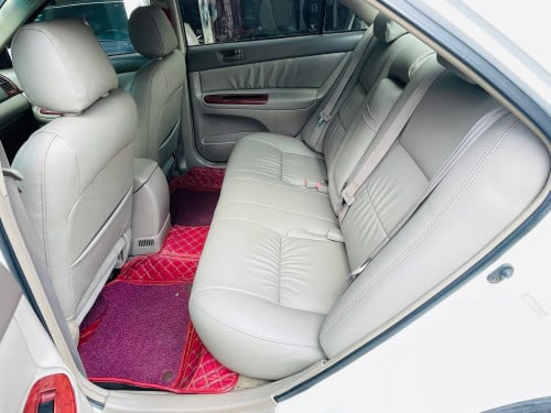 Camry LE-02 ពោង8ឡានស្អាតលក់$11800ចចារ