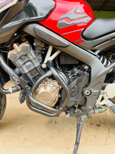 CB650F 2018ម៉ូតូមិនទាន់ប្រើក្នុងស្រុក2xxx$ធានាម៉ាសុីនប្រព័ន្ធភ្លើងជូន