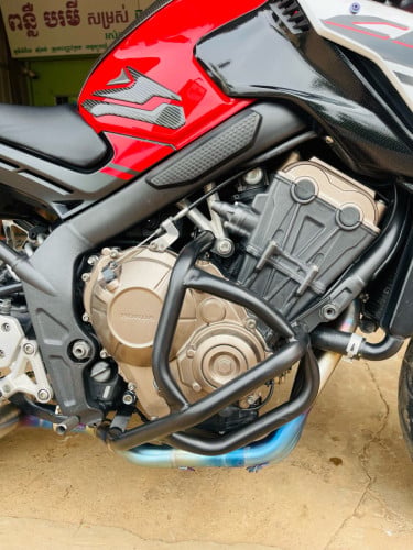 CB650F 2018ម៉ូតូមិនទាន់ប្រើក្នុងស្រុក2xxx$ធានាម៉ាសុីនប្រព័ន្ធភ្លើងជូន