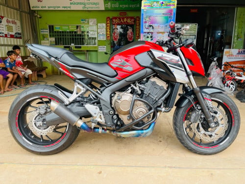 CB650F 2018ម៉ូតូមិនទាន់ប្រើក្នុងស្រុក2xxx$ធានាម៉ាសុីនប្រព័ន្ធភ្លើងជូន