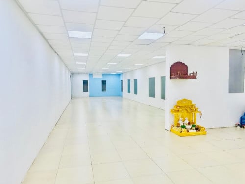 Commercial Shop For Rent Along Main Road BKK1 Area, 2,500$, Good For All Business