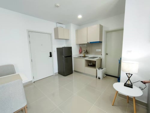 Condo for rent parkland