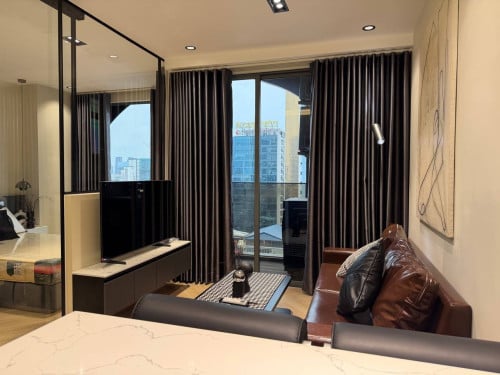 Condo for rent Time Square 5