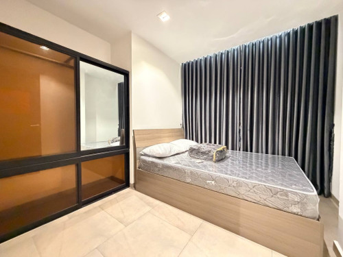 Condo for rent Urban Village