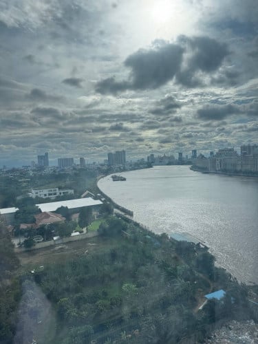 Condo for rent Vue Aston
