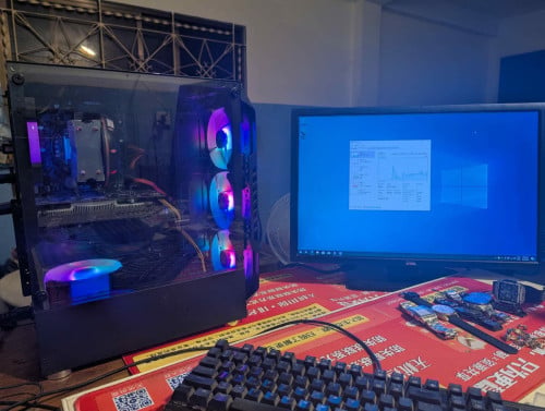 CPU i5 7thRam 16GSSD Kingston 240GHHD WD 640GVGA GTX 750 Ti 2GMonitor 24inch