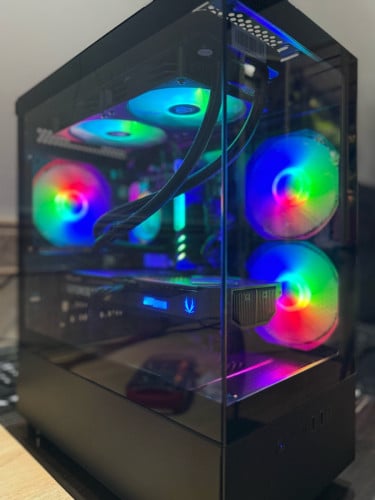 CPU i9-13900k GPU RTX 5070 12gb