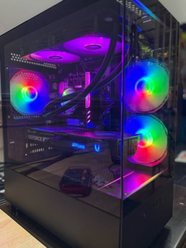 CPU i9-13900k GPU RTX 5070 12gb