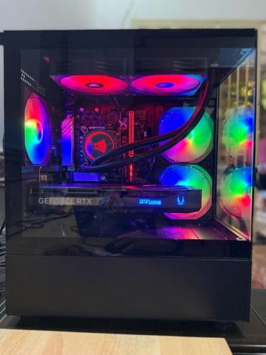 CPU i9-13900k GPU RTX 5070 12gb