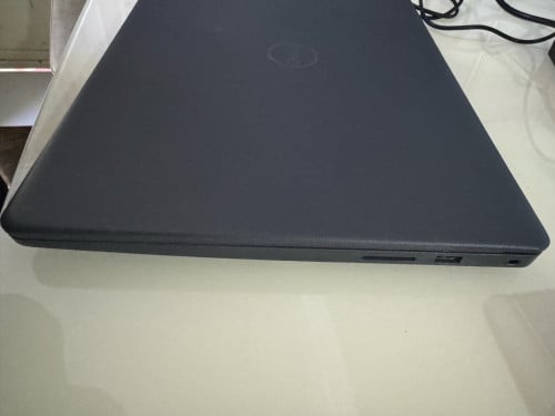 Dell Vostro 3400 11th core i3 3.0GHz 98%