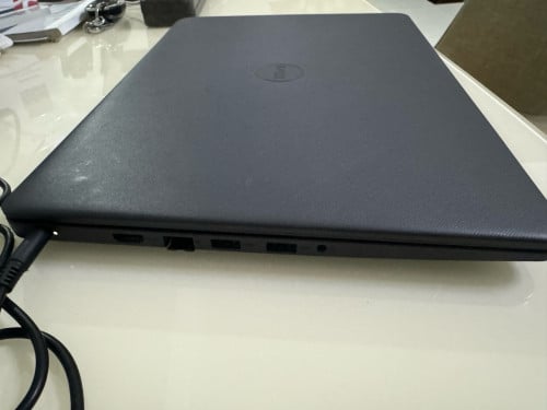Dell Vostro 3400 11th core i3 3.0GHz 98%