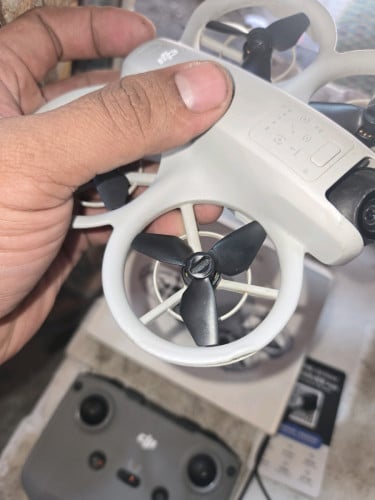 Dji neo