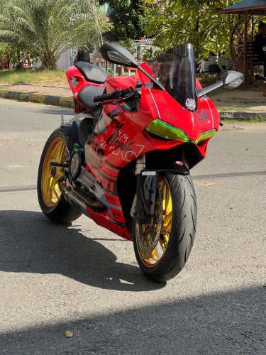 Ducati 1199 Panigale 2015