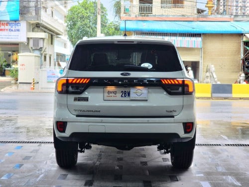 Ford Everest Titanium 2023