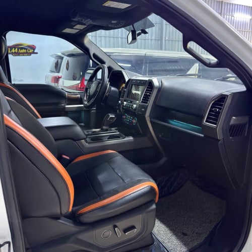 Ford F150 Raptor 2017