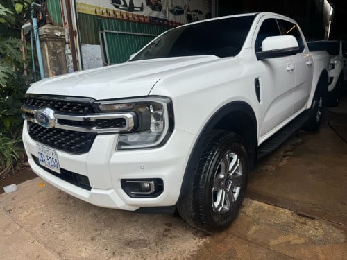 Ford xlt 2023 ហ្សុីនមួយជុំ ម្ចាស់ដើម