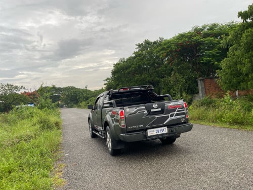 frontier ឆាំ្ន05 auto ប៉ុង1 ឡានស្អាត ឯកសារគ្រប់ហ្គាសប៊ិចរួចរាល់តមៃ្ល70ជាង បាត់ដំបង 0968524934