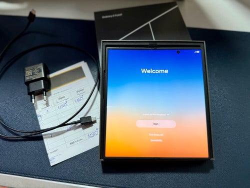 Galaxy Z Fold 7 Company sim 2 like new 99%
