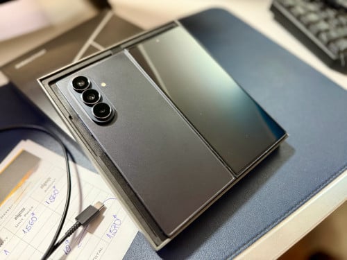 Galaxy Z Fold 7 Company sim 2 like new 99%
