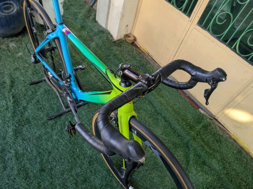 Giant propel កាបេាន ឡេីងថ្នាំថ្មី