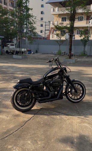 HARLEY DAVIDSON SPORTSTER 1200