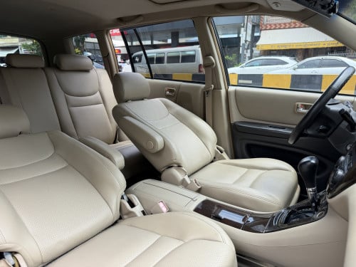 Highlander 2001 limited Full តំលៃ 12,200 $