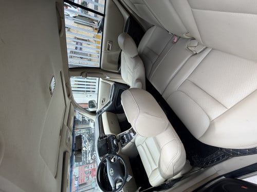 Highlander 2001 limited Full តំលៃ 12,200 $