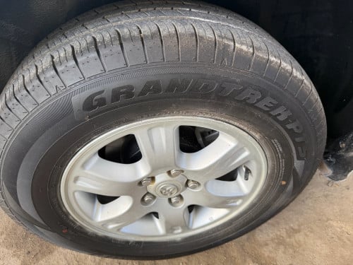 Highlander 2004 V4 p1 កៅអី៣ជួរ ស្អាត