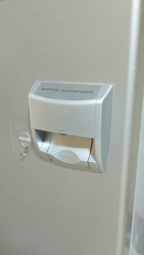 Hitachi Refrigerator. Large. 180 x 70 x 70