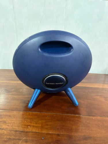 HK Onyx Studio 4 នៅស្អាតមួយទឹកម្ចាស់ដើម