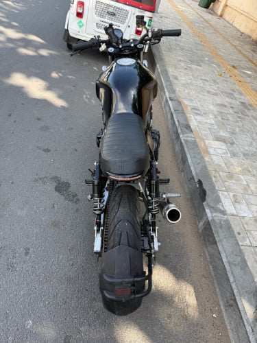 Home CB400