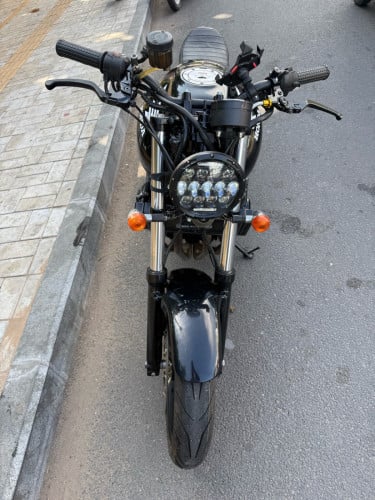Home CB400